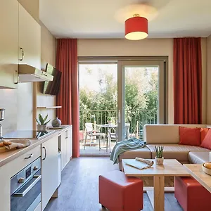 https://holiday-suites-westende.ostend-hotel.net