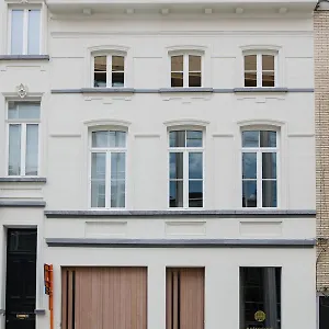 Entrenous 4*, Gent België
