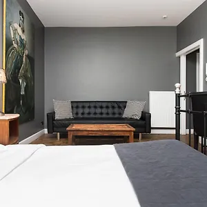 https://bb-la-casa-bxl.brusselshotelsbook.com